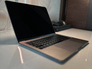 MacBook Pro 13 i7 16ram foto 3