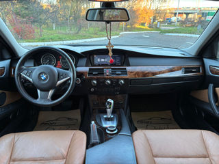 BMW 5 Series foto 9