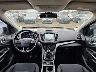 Ford Kuga foto 6