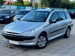 Peugeot 206 foto 1