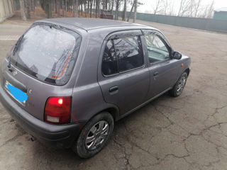 Nissan Micra foto 4