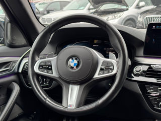 BMW 5 Series foto 10