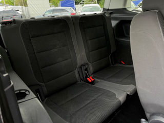 Volkswagen Touran foto 19