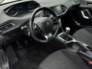 Peugeot 308 foto 5