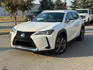 Lexus UX foto 3