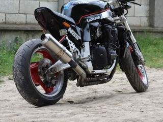 Suzuki 750 foto 3