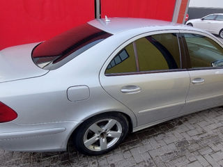 Mercedes E-Class foto 7