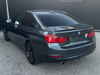 BMW 3 Series foto 6