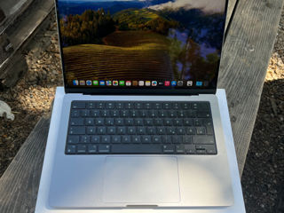 Новый Apple MacBook Pro 14 M3 16gb/512gb
