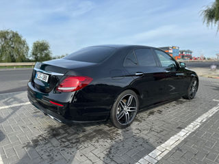 Mercedes E-Class foto 4