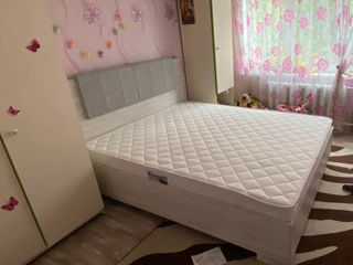 Продам новую кровать вместе с новым матрасом foto 1