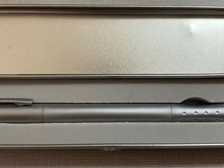 Pix LED cu lumina laser