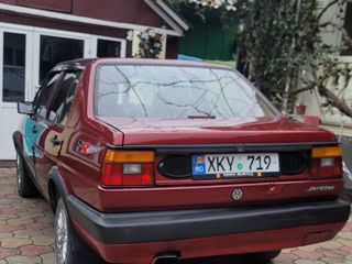 Volkswagen Jetta foto 4