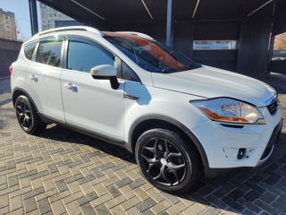 Ford Kuga foto 2