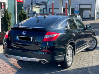 Honda Crosstour foto 5