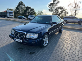 Mercedes Series (W124)