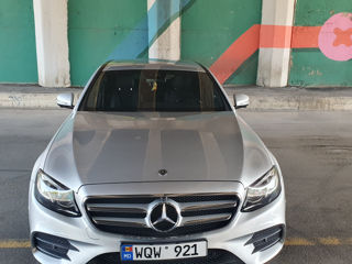 Mercedes E-Class foto 3