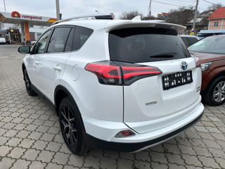 Toyota Rav 4 foto 4