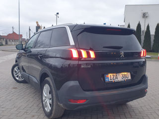 Peugeot 5008 foto 4