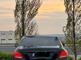 Mercedes E-Class foto 4