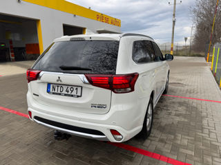 Mitsubishi Outlander foto 7