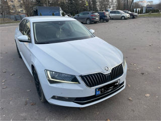 Skoda Superb foto 1