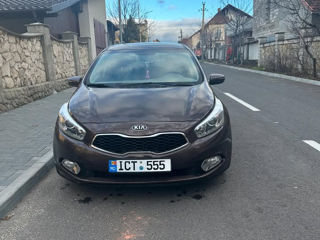 KIA Ceed foto 2