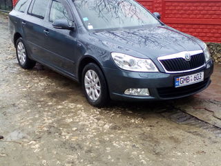 Skoda Octavia foto 2