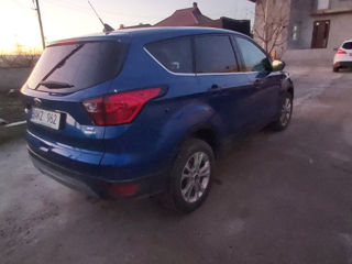 Ford Escape foto 5