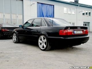 Запчасти на Audi S4 S6 2.2turbo audi100 foto 1