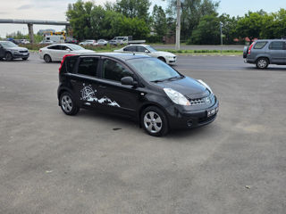 Nissan Note фото 2