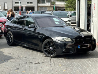 BMW 5 Series foto 4