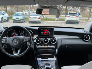 Mercedes C-Class foto 8