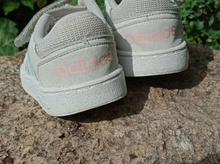 Кросовки Adidas 25 размер. foto 2