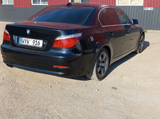 BMW 5 Series foto 2