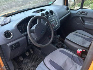 Ford Transit Connect foto 2