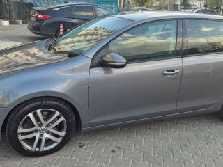 Volkswagen Golf foto 1