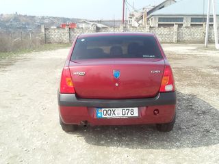 Dacia Logan foto 1