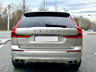 Volvo XC60 foto 2