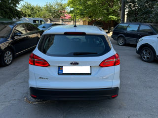 Ford Focus foto 6