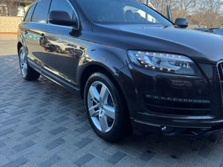 Audi Q7 foto 10