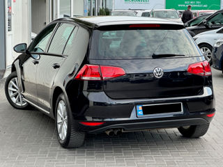 Volkswagen Golf foto 4