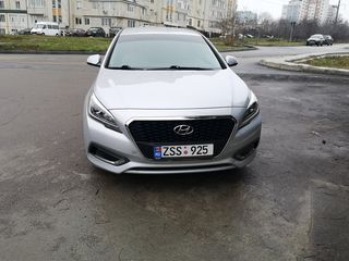 Hyundai Sonata foto 1