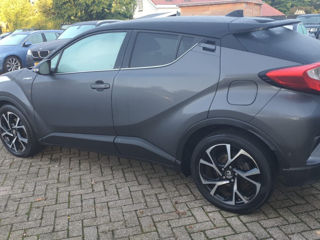 Toyota C-HR foto 5