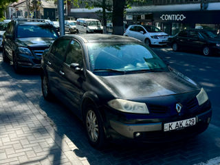 Renault Megane foto 2