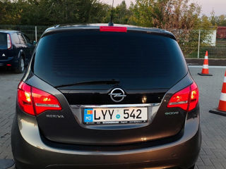 Opel Meriva foto 2