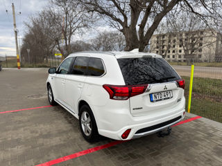 Mitsubishi Outlander foto 5