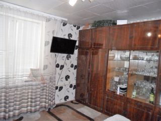 Меблированнная с техникой 1-комнатная кв-ра на Ботанике по ул. Зелинского. Цена:21 000 евро foto 2