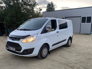 Ford Transit custom foto 2