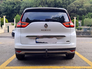 Renault Grand Scenic foto 2